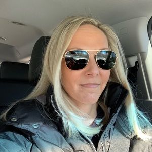 Meet your Posher, Nicole